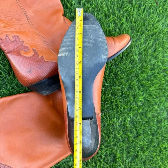 Vintage Gloria Vanderbilt Brown Leather Western Cowboy Fashion Boots (size 7.5) - Picture 10 of 12